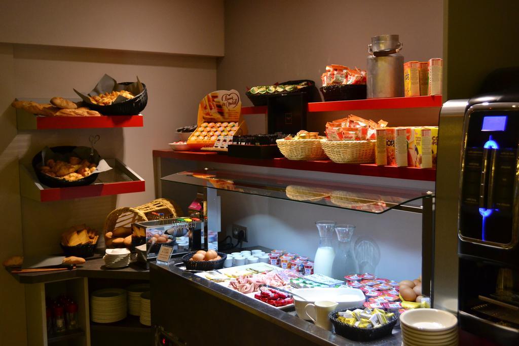 La Table De Gustave Hotel Ornans Ngoại thất bức ảnh