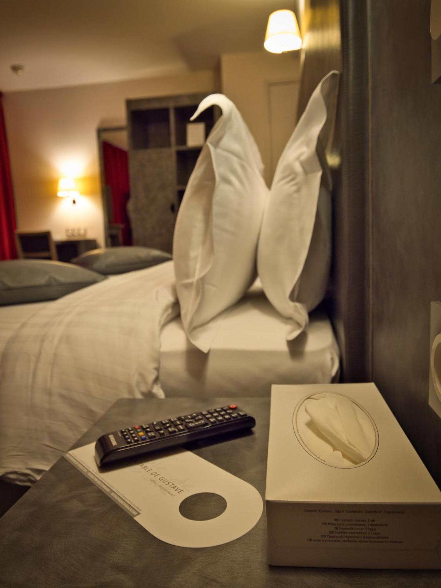 La Table De Gustave Hotel Ornans Ngoại thất bức ảnh